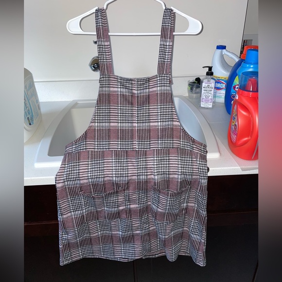 Pink Plaid Sleeveless dress - Picture 5 of 5